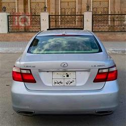 لكزس LS